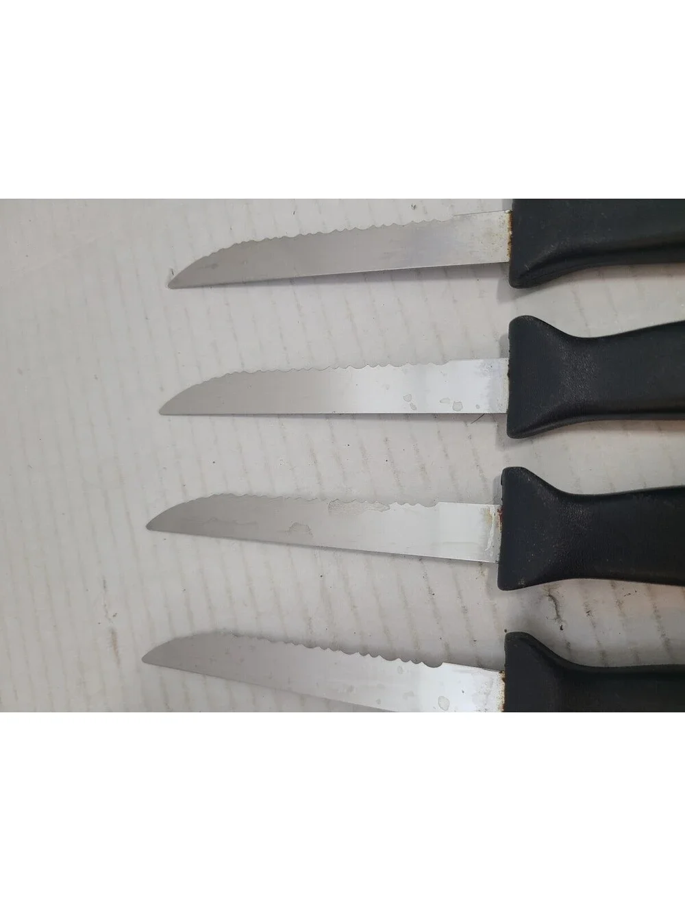 Set of 4 Vintage Serrated Utility Steak Knives, Black Handles USA Made